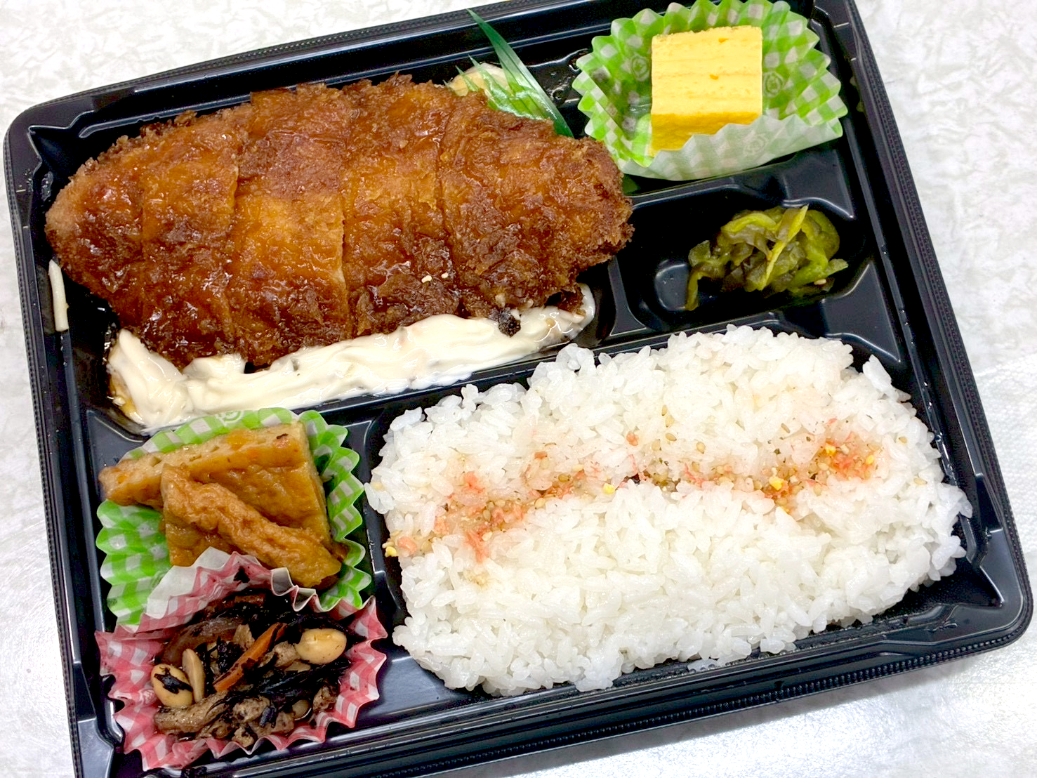 デラックスオムライス